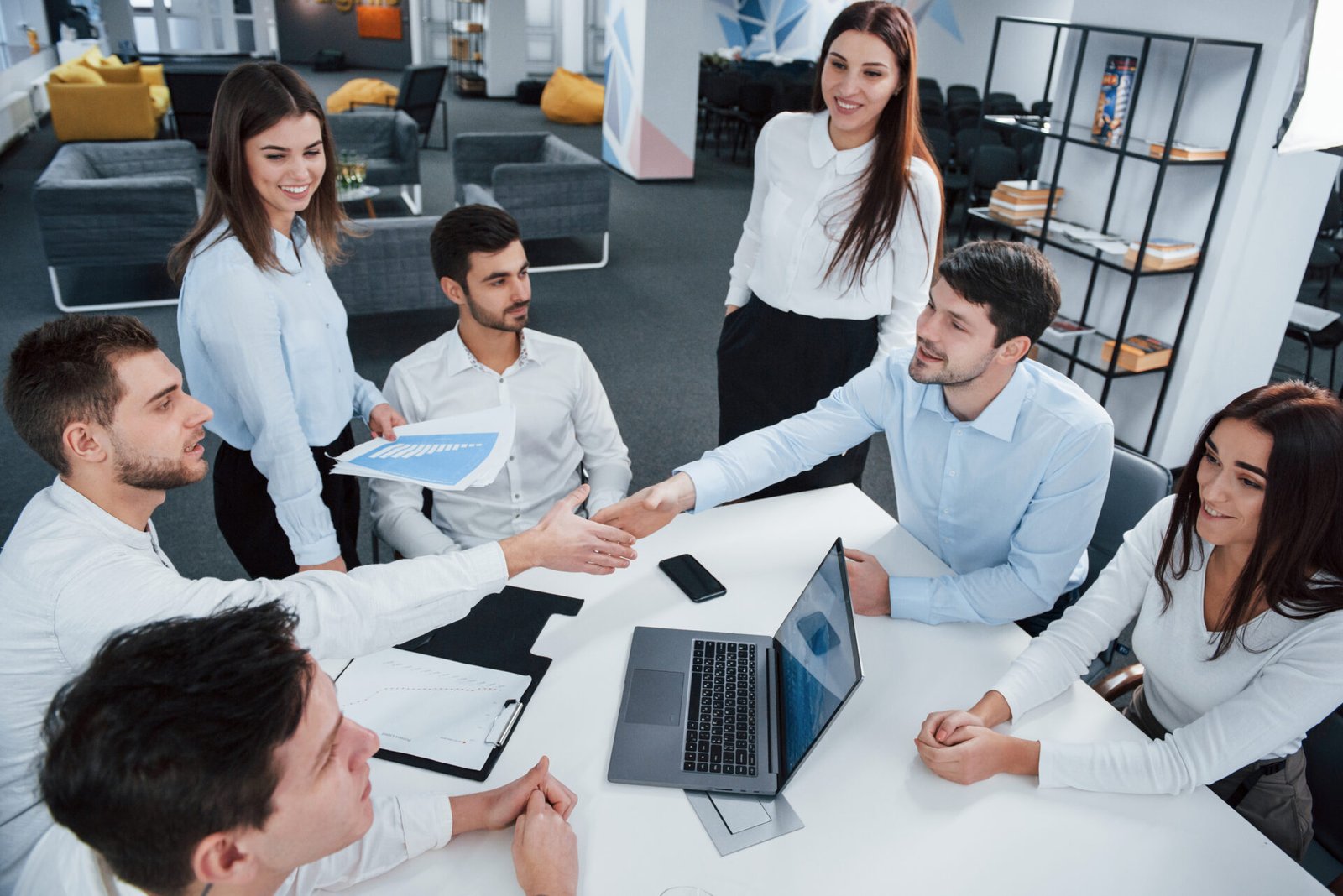 Support partnership handshake